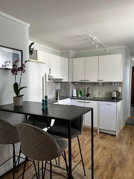 Cozy Ground Floor Apartment Tromsø Eksteriør bilde